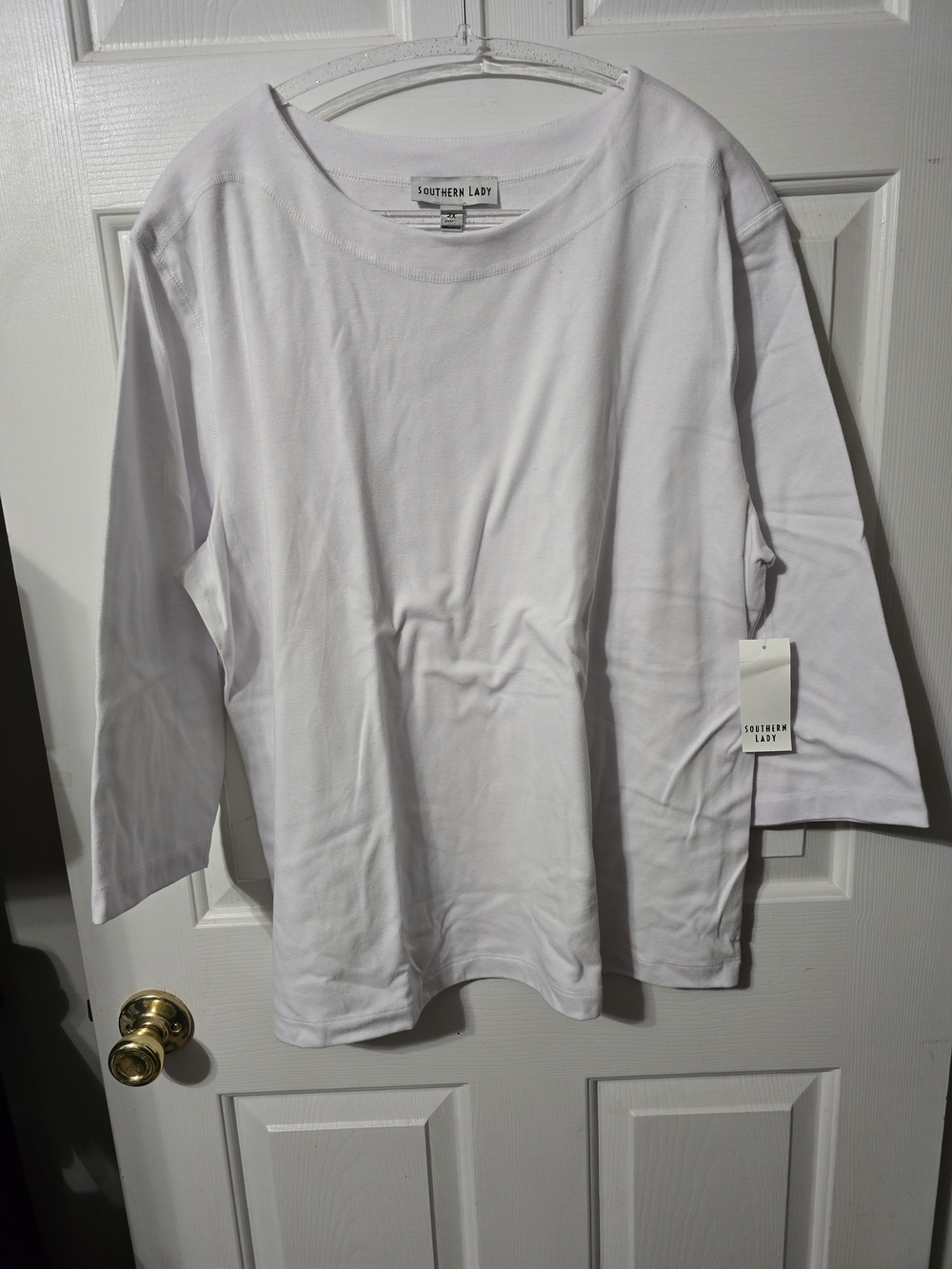 Southern Lady White Scoop Neck 3/4 Sleeve Tee